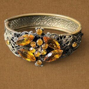 Antique Czech Glass Filigree Gold Plate on Brass Bracelet Missing Stone